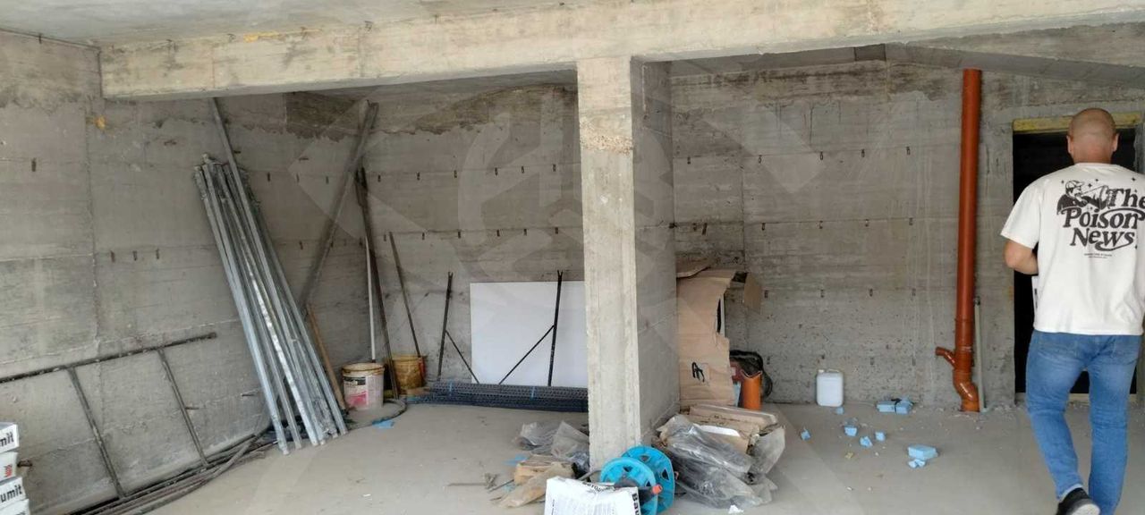Продава се Къща в с. Белащица, Област Пловдив - 328 кв.м за 1400 €/кв.м - Снимка #4