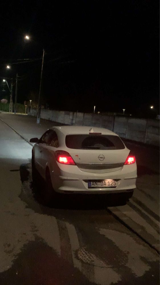 Opel astra h an 2008