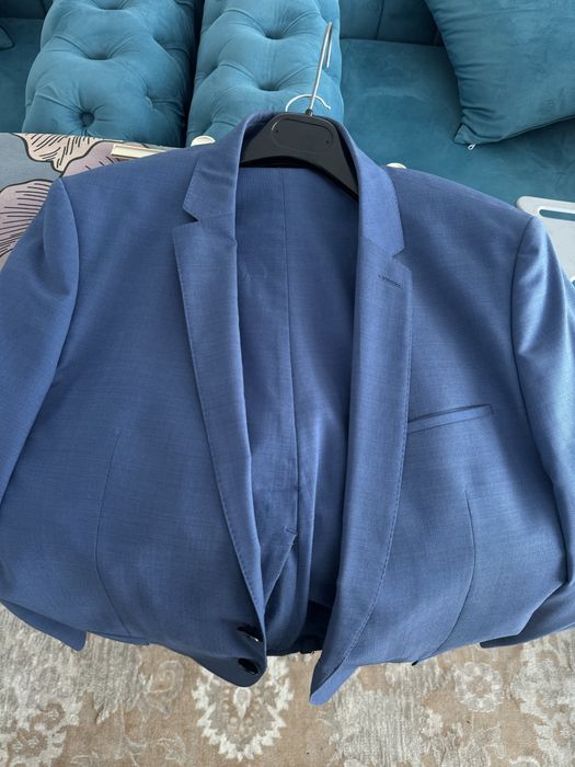 Vand costum Hugo boss original