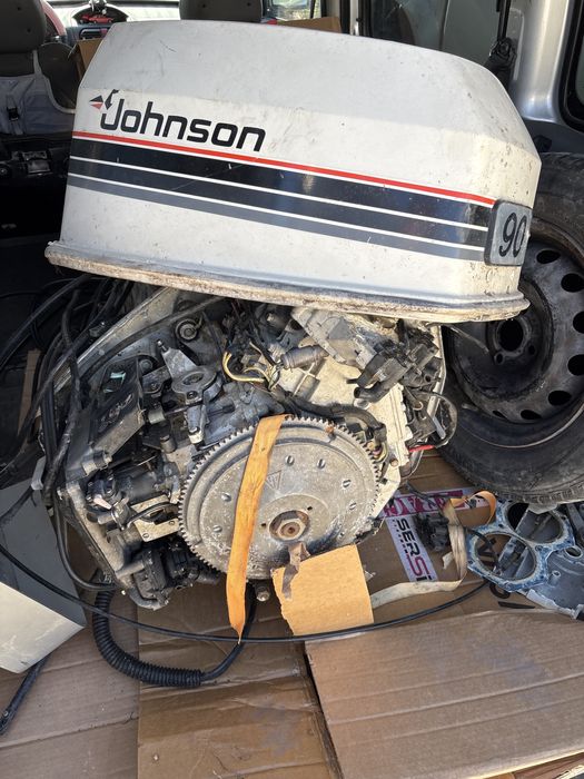 Motor barca Johnson VRO V4 dezmembrez