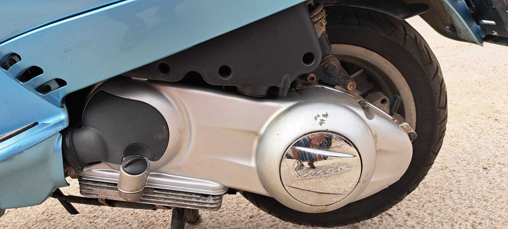 Piaggio Vespa LX125 I.E. / Import Belgia / Usor avariata / 2012