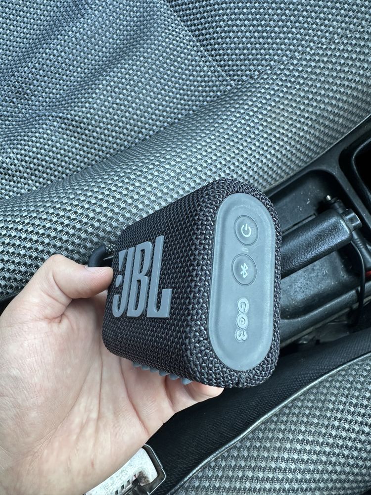 Колонка JBL