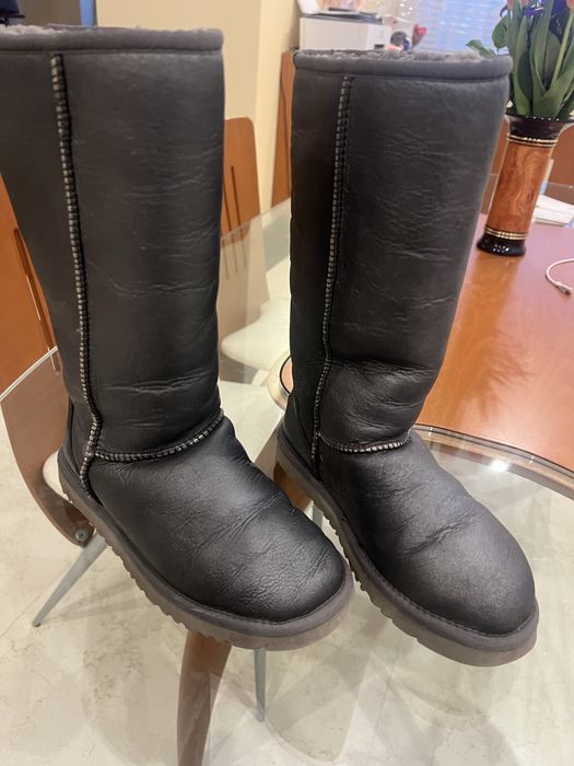 Cizme inalte UGG