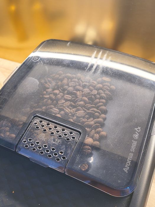 Espressor Philips boabe seria 2200