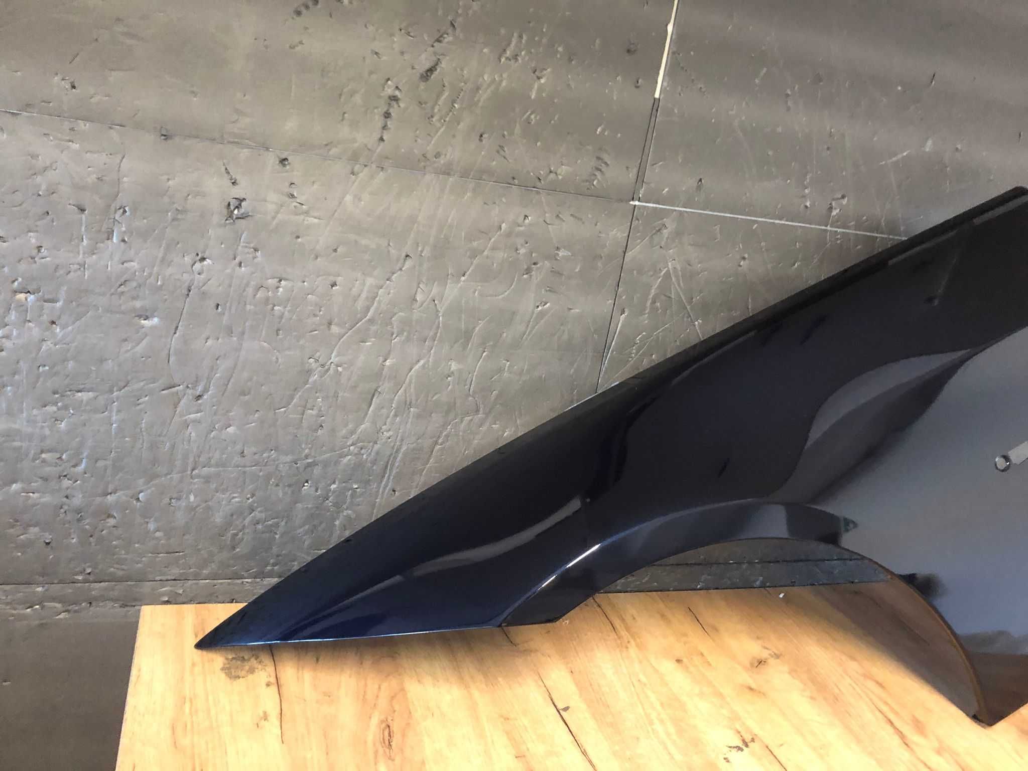 Aripa Fata Stanga BMW E90 An 2005-2012 (A35 (Albastru))