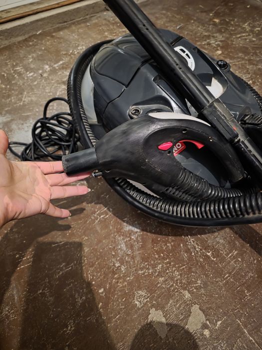 Професйонална  прахосмокачка на пара  пере 200 лв