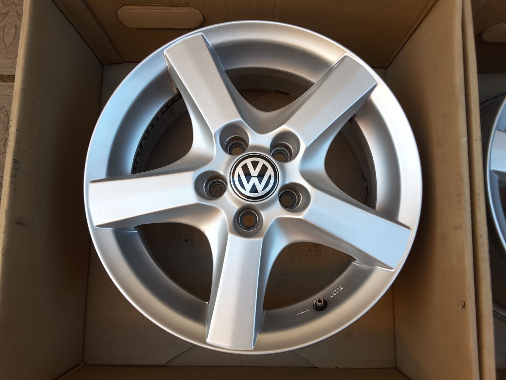 jante aliaj 15; 5x100; Vw Polo, Polo Cross, Skoda Fabia, Rapid, Scala