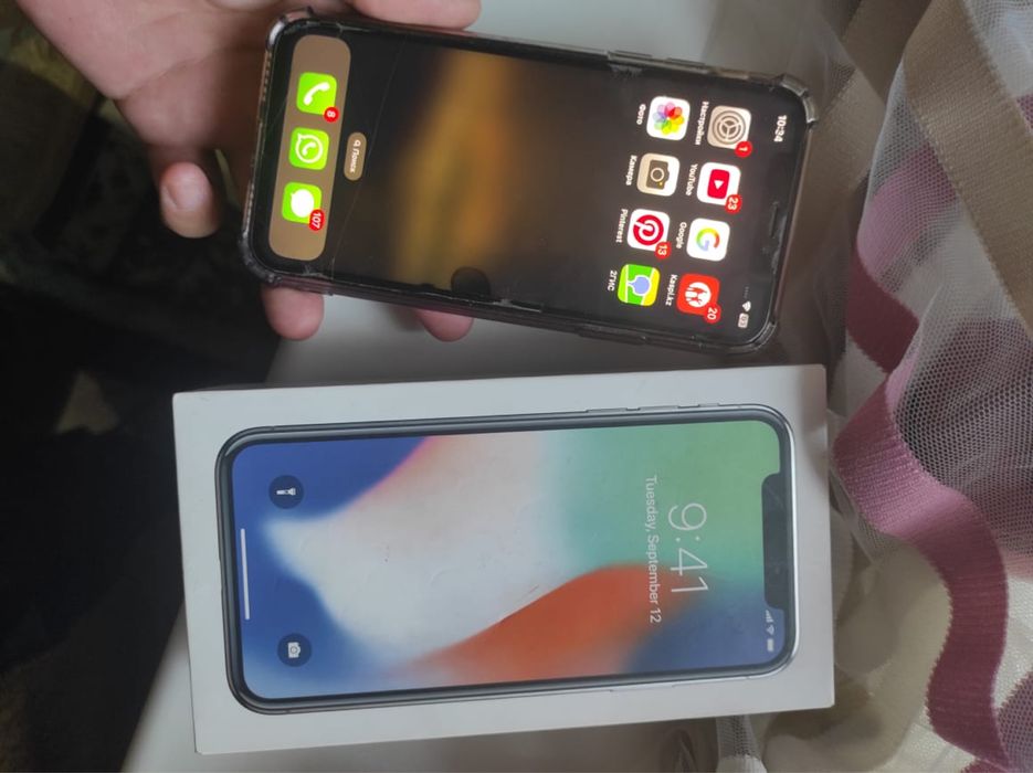 Продам Iphone X дешево.