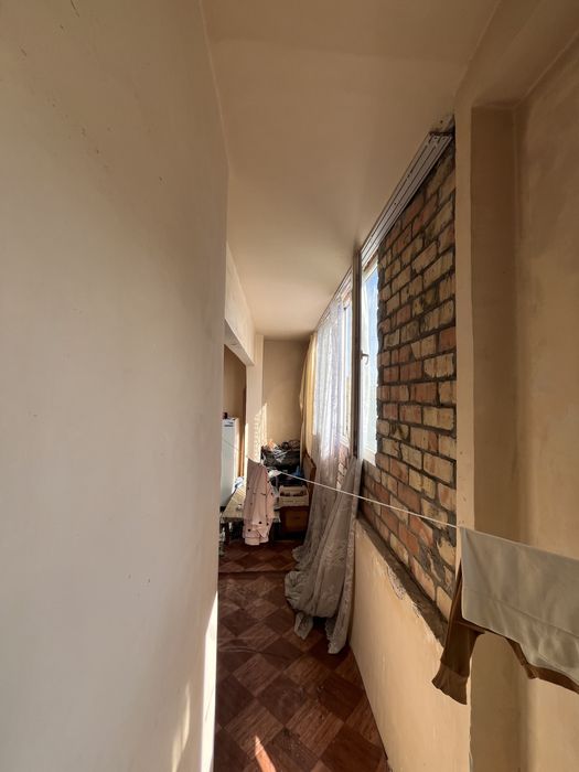 Продаётся квартира 1/4/4 в Алмазарском районе 2/4