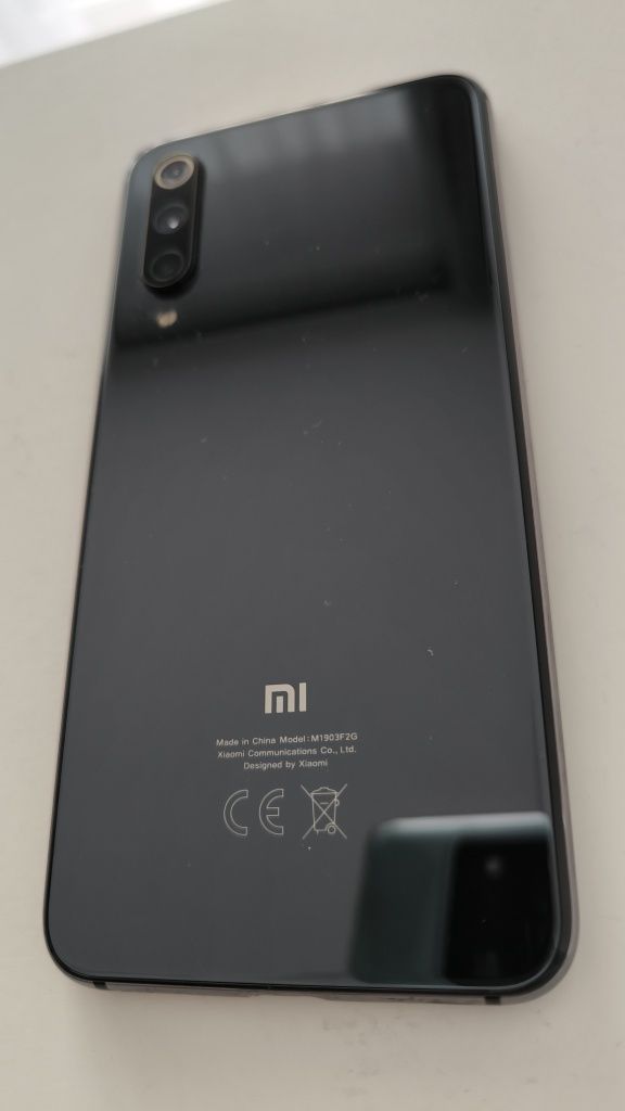 Vand telefon Xiaomi MI9 SE