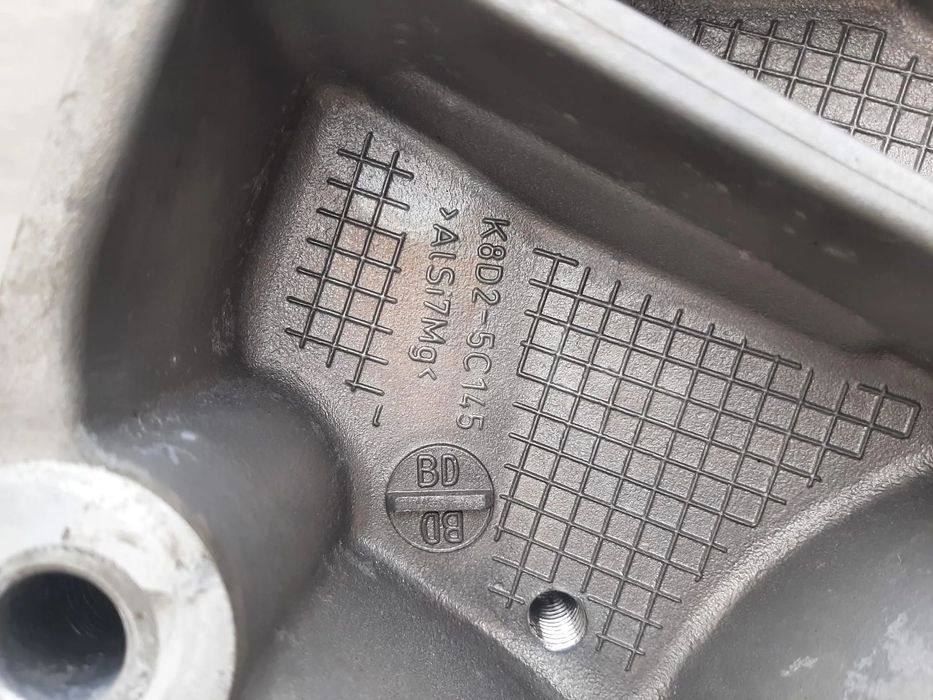 Jug cadru motor 2.0 d 204dtd range rover evoque l551 k8d2-5c145-bd