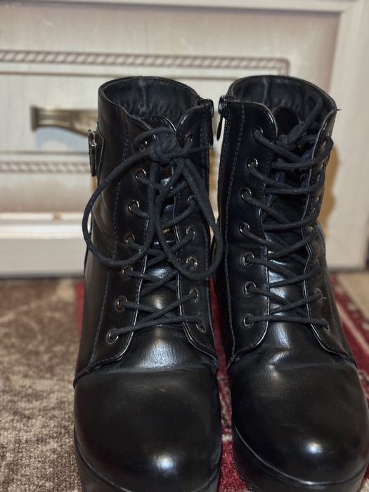 Коженная обувь 37 размер в идеальном состоянии