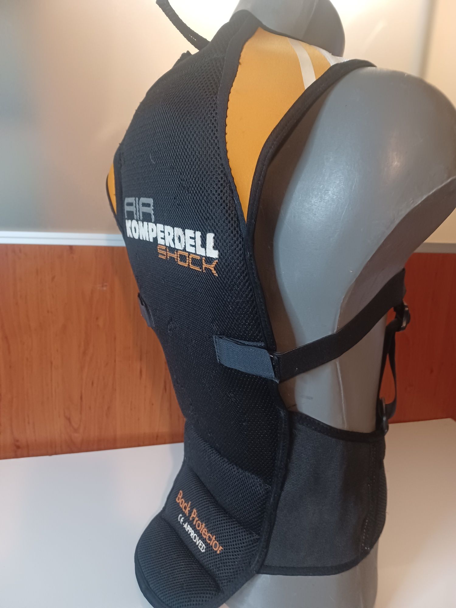 Komperdell протектор гръб мек shock ски  сноуборд вело мото