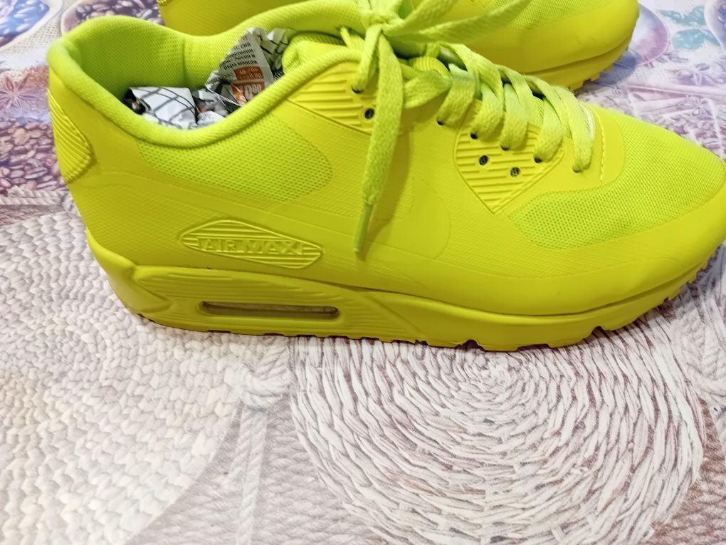 Найк Air Max-маратонки 40 номер