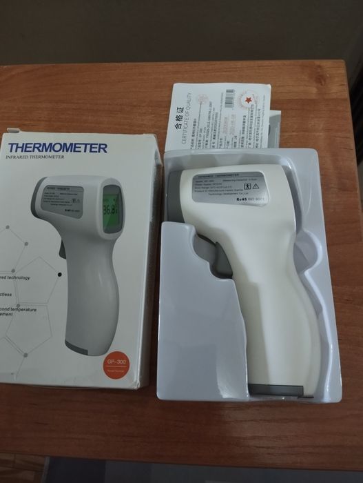 Термометр  для  измерения  температуры.