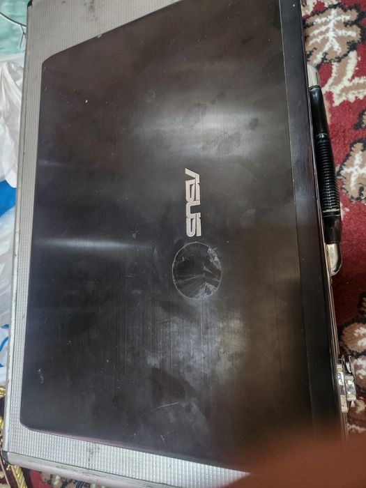 Noutbuk ASUS i5 igravoy