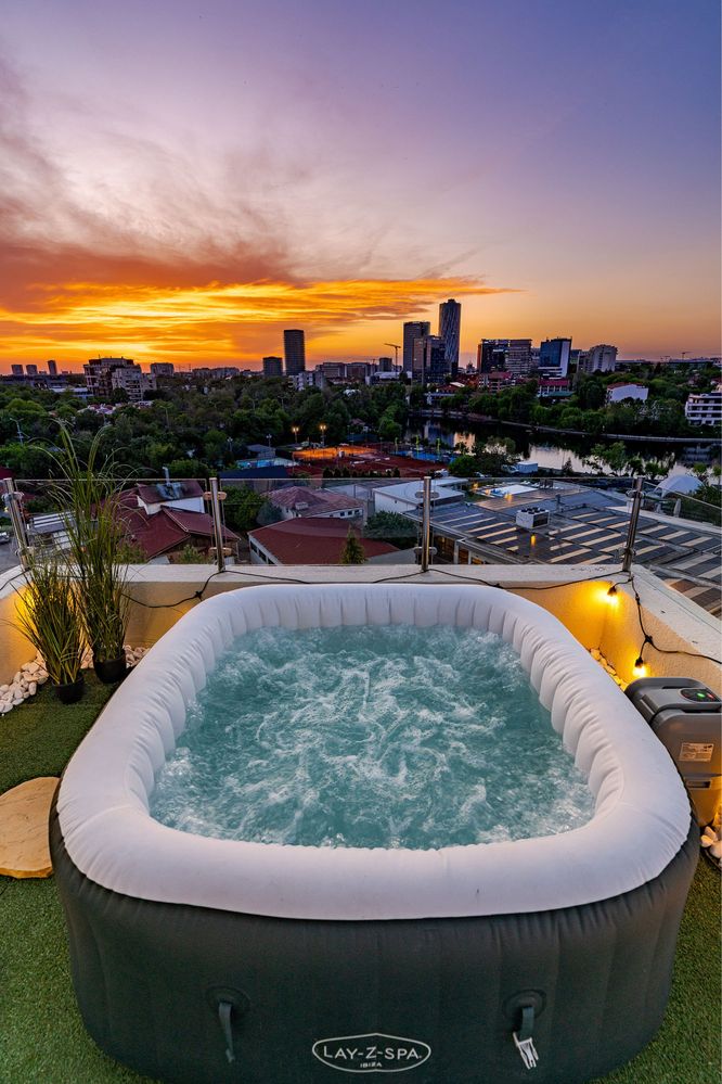Penthouse Floreasca cu Jacuzzi Sauna Gratar privat