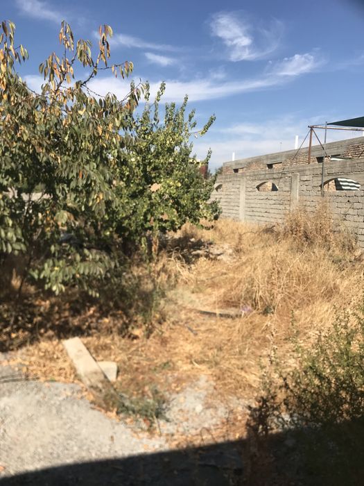 Quruq yer sotiladi yashnabot 4.5 sotigi. 18 mingdan