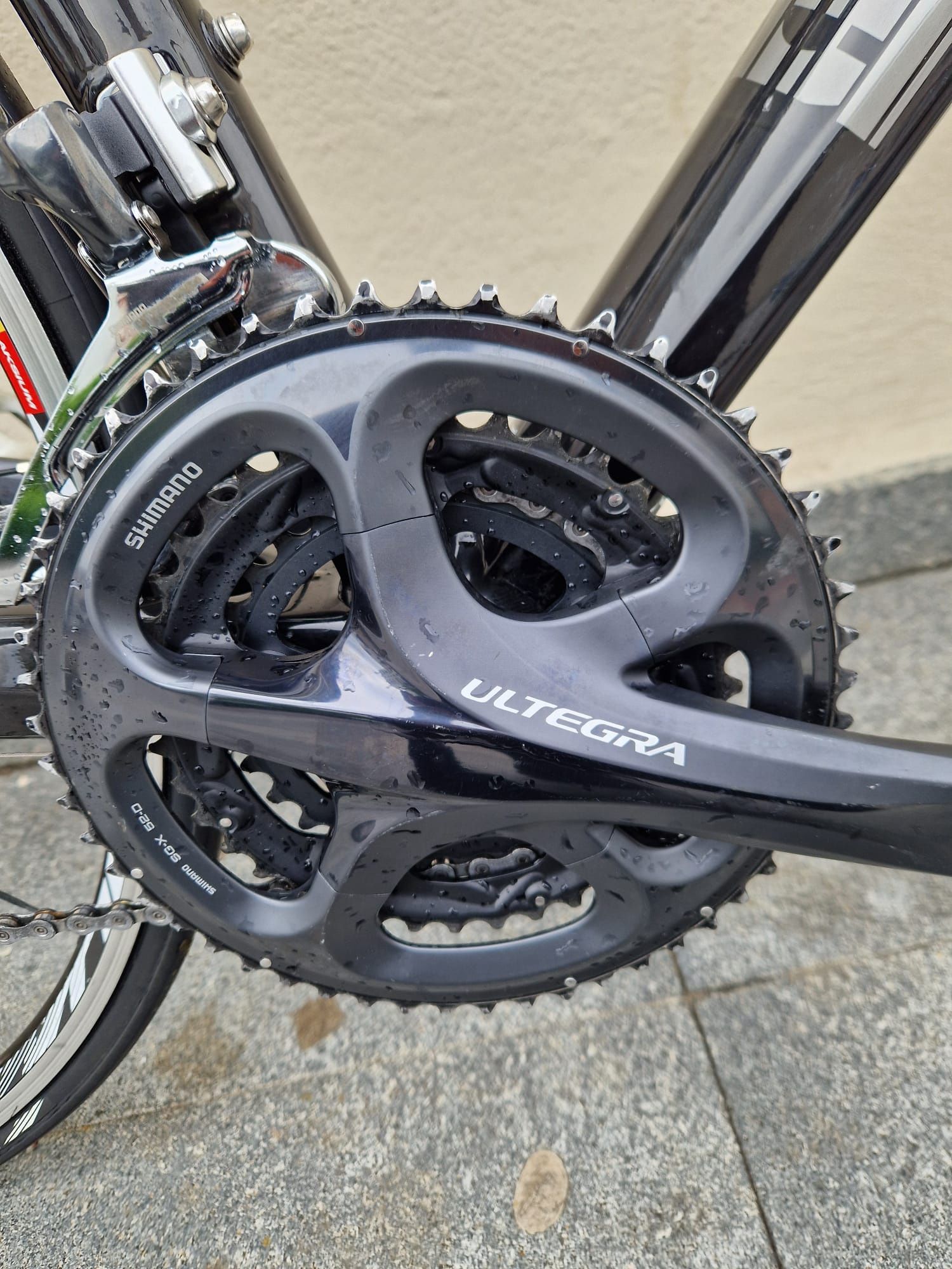 Cursiera full carbon BMC road racer