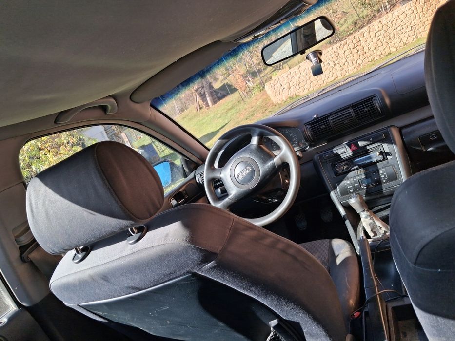 Vând Audi a 4 din anul 2001
