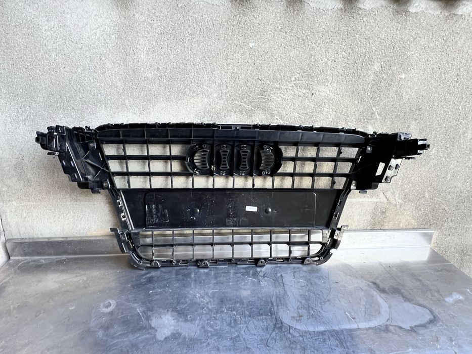 Grila radiator Audi A5 8T an 2008-2011