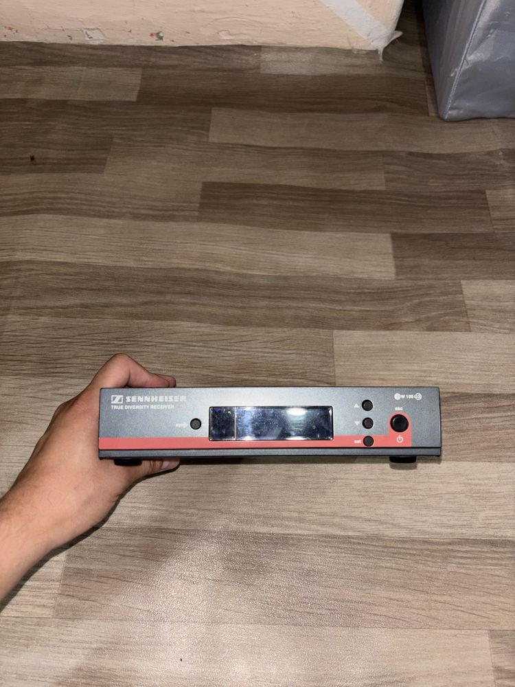 Микрофон SENNHEISER полный комплект (торг)