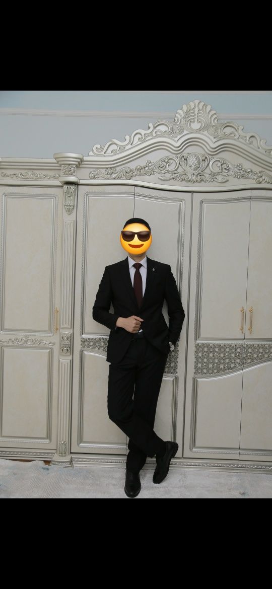 Kastyum shim va jaketi sotiladi