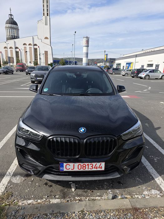 BMW X1 Plug-in-Hybrid X Drive  an. 2022