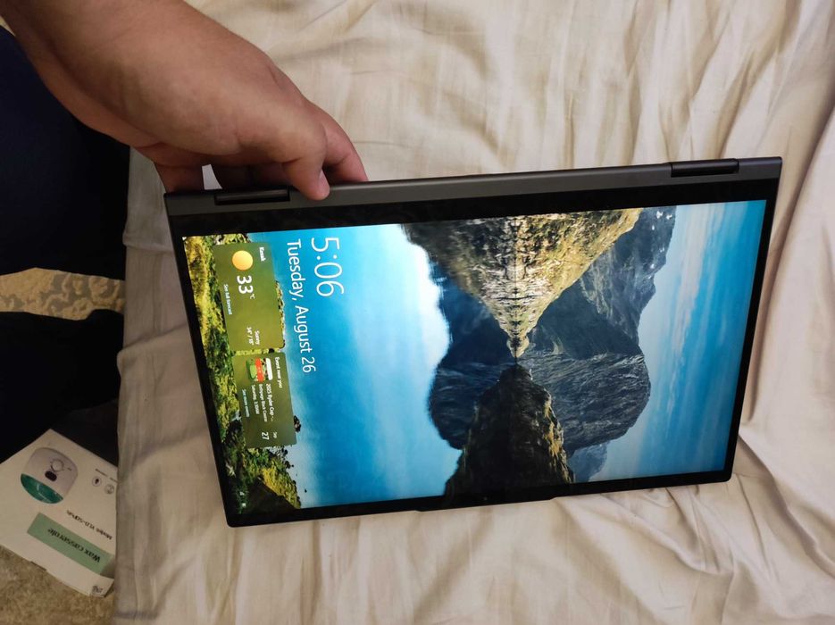 Lenovo 15" sensor ekran