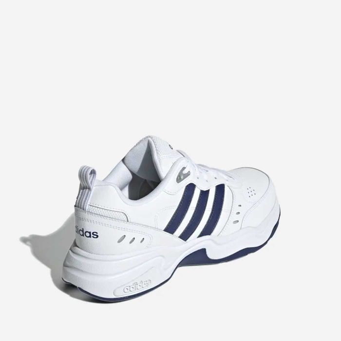 Adidas Strutter EG2654 - размери 42, 43 1/3, 44 2/3, 45 1/3, 47 1/3