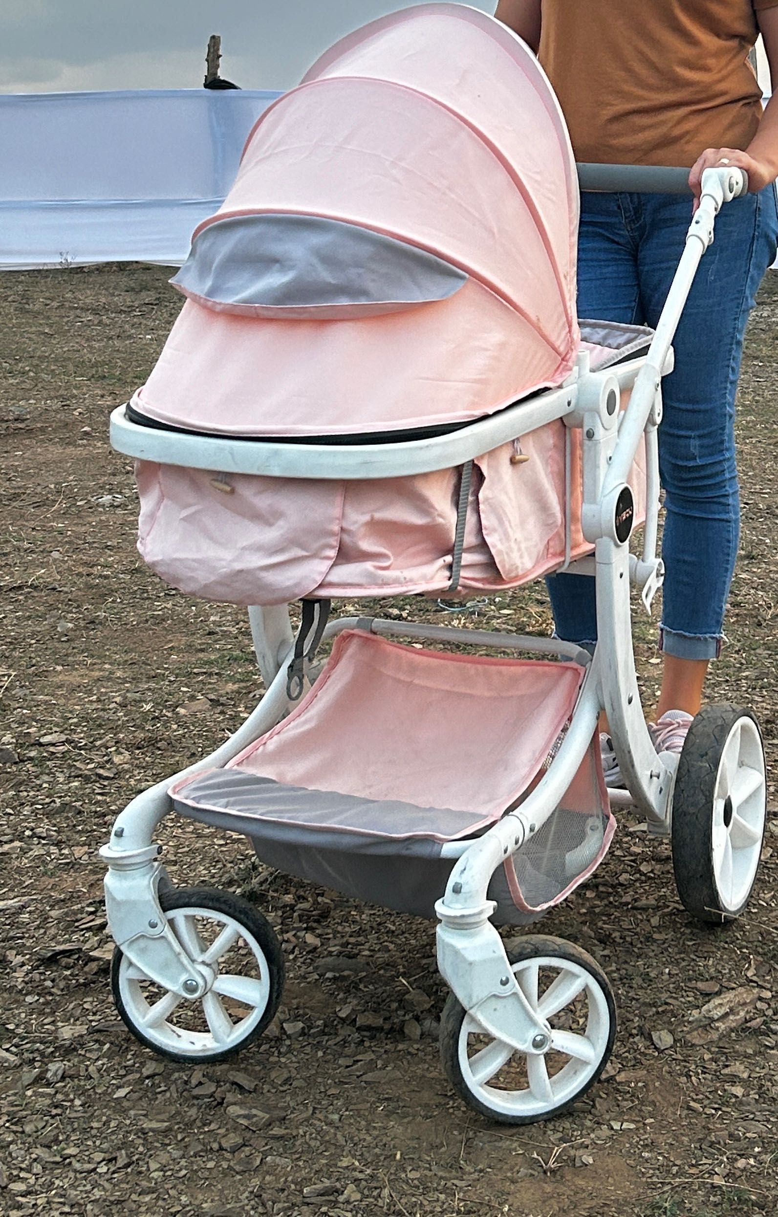 Cărucior bebe 3 în 1