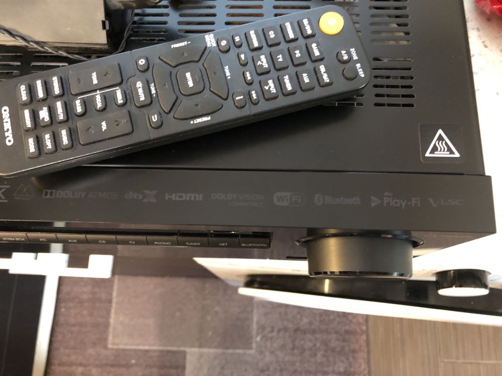 Onkyo TX-NR686 Като нов