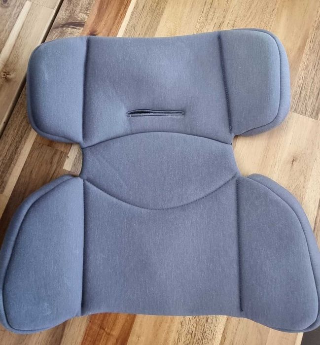 Scoica auto Joie I -SNUG cu insert bebe, de la nastere pana la 75 cm