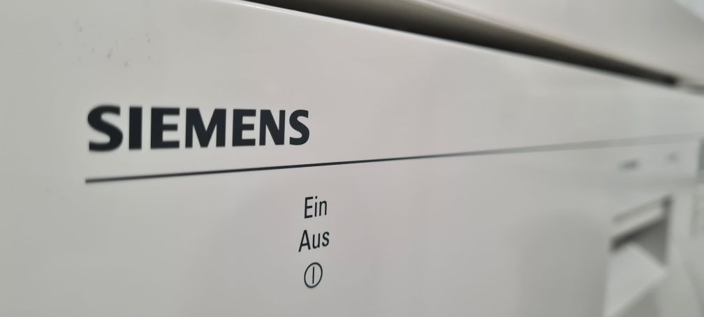 Свободностояща  Съдомиялна SIEMENS 12к-та А+ 60см