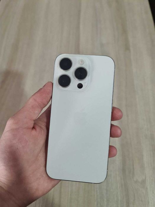 Iphone 15 pro 128 GB 91 yomks