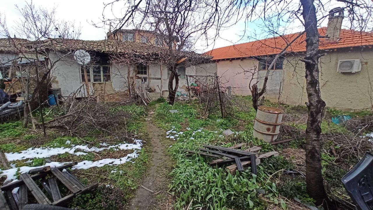 Продава се Парцел в Търговище, Вароша - 465 кв.м за 137 €/кв.м - Снимка #5