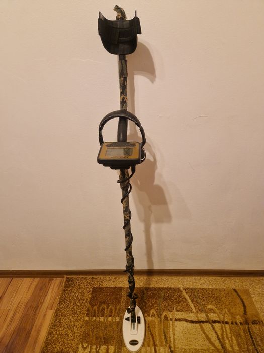 Метал детектор Нокта-Макро Голд крузер