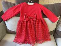 Детска рокля в червено 86размер
