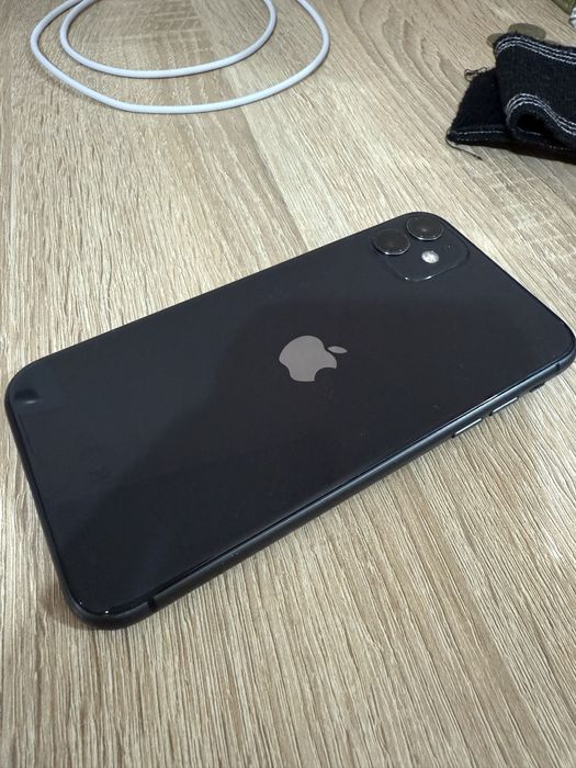 Iphone 11 Топ състояние