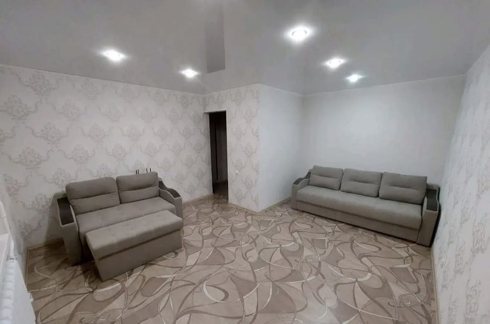 1 комнатная квартира новой планировки район Старого авторынка