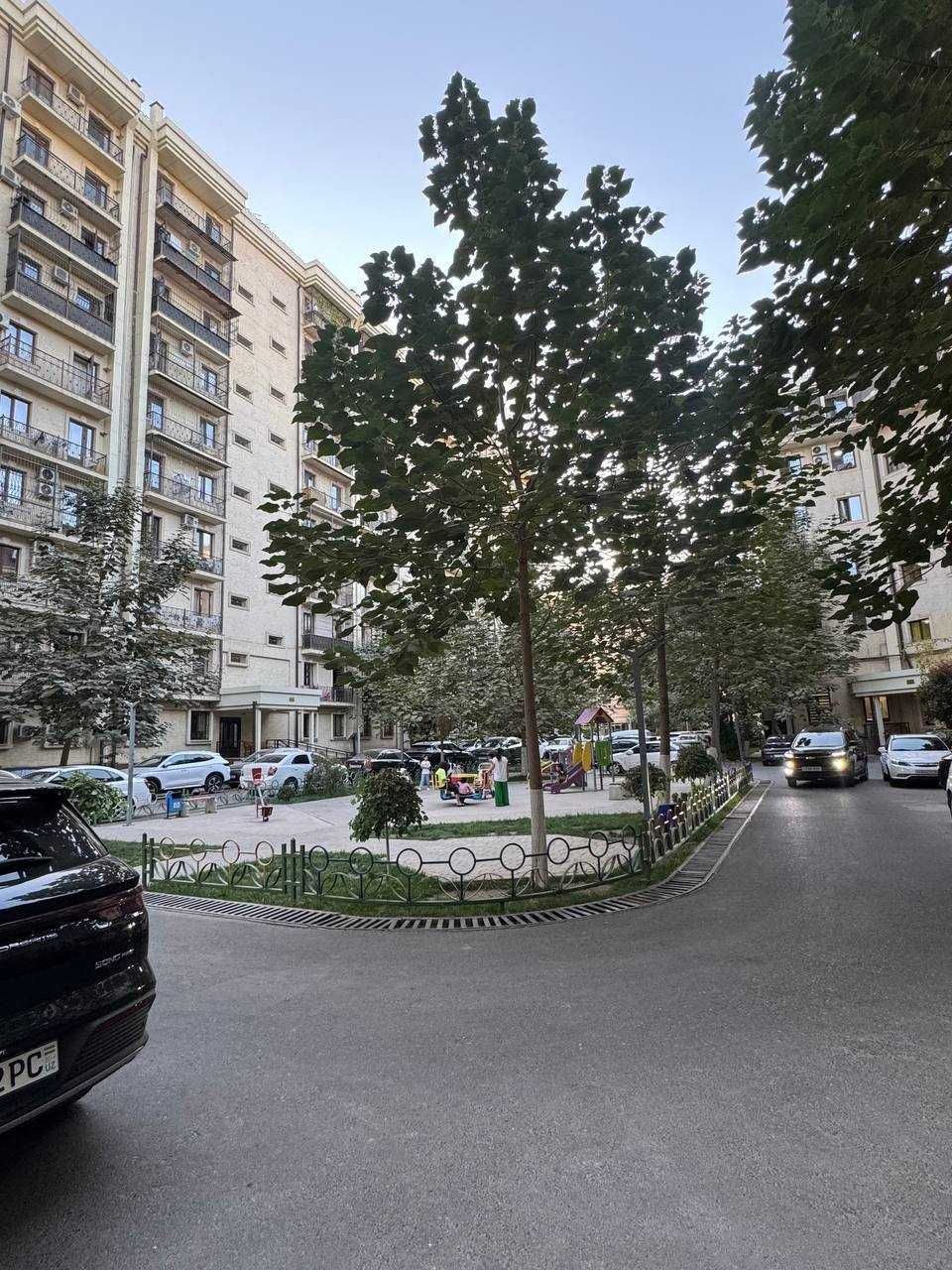 продается 4/5/8
новостройка 
на: Улица Амира Темура