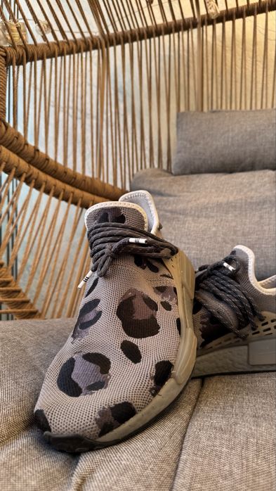 Adidas Pharell 44