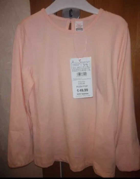 Блуза,нова 5-6 г.