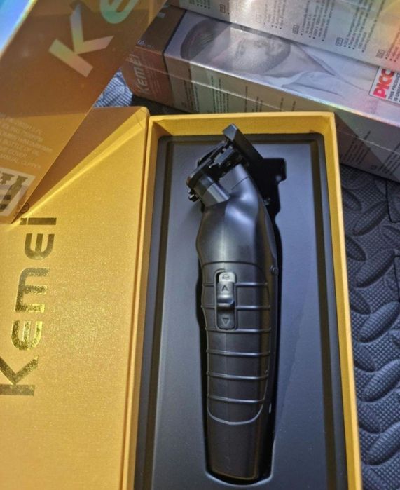Trimmer Kemei 2299 Profesional 0 mm Contur | Precizie Absolută