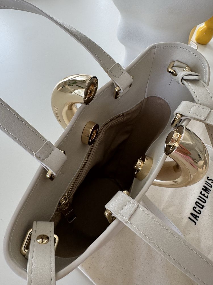 Geanta jacquemus piele naturala