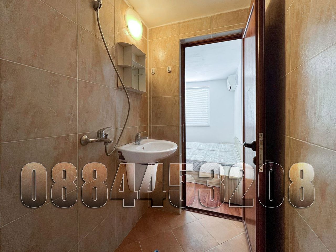 Продава се Тристаен апартамент в Варна, Левски - 110 кв.м за 982 €/кв.м - Снимка #11