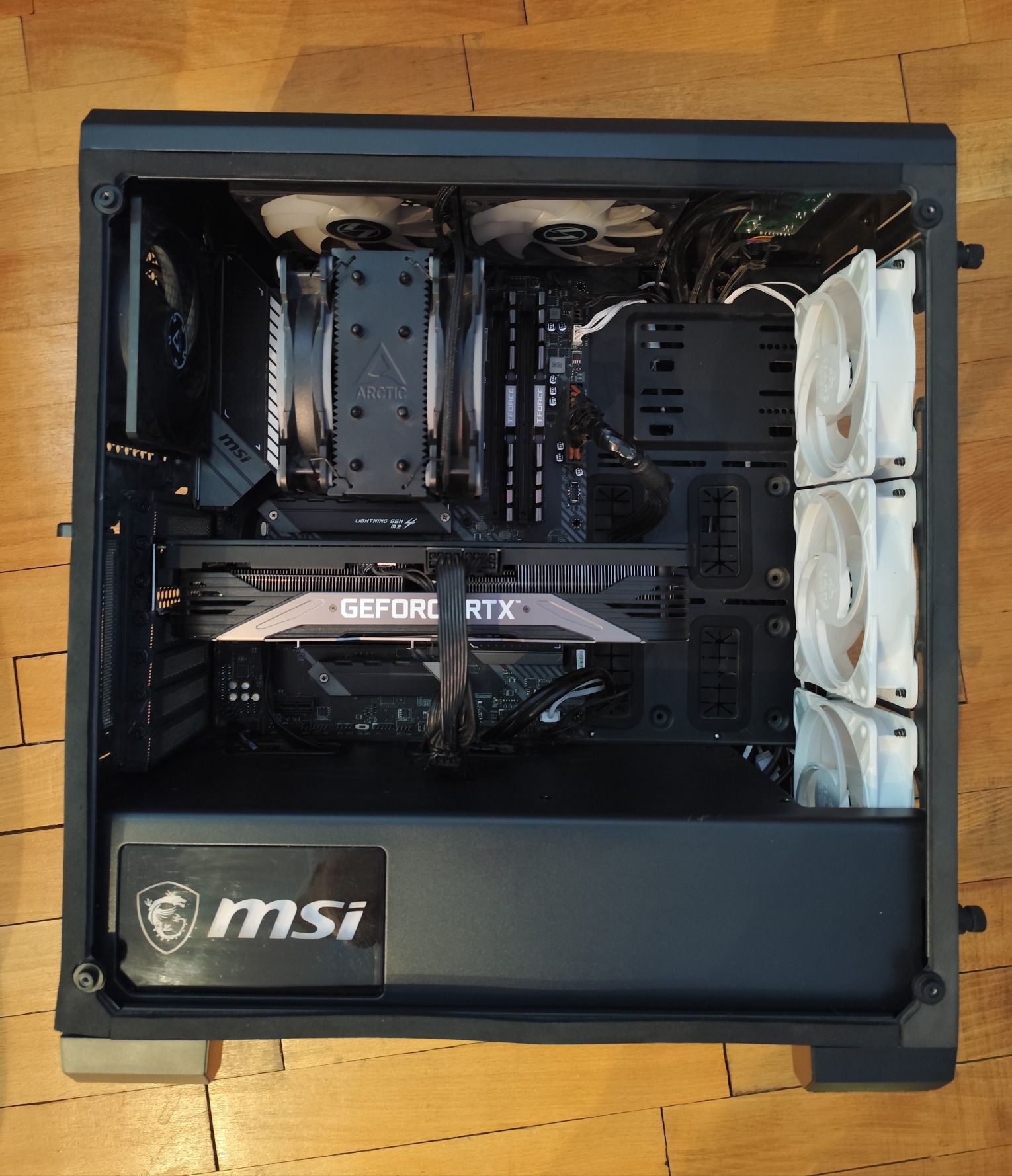 Геймърски компютър 3070 Ti 12-core 3900xt 32GB RAM