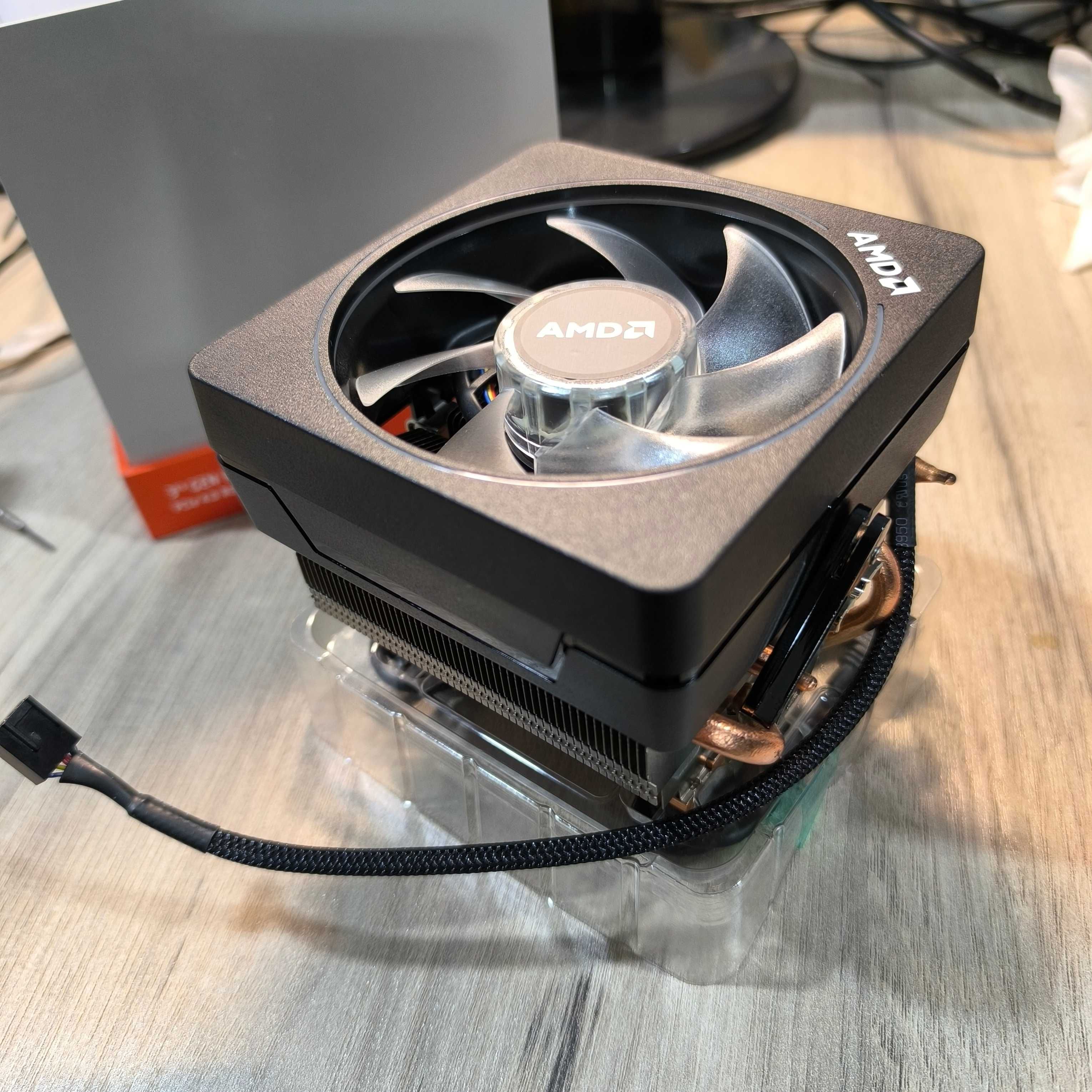 Кулер AMD Wraith PRISM для AM4