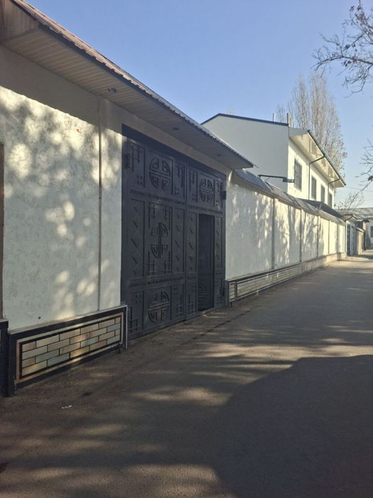 Участок 4 сотки с постройкой под снос отличное место для строительст