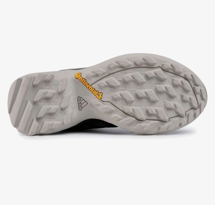 Adidas дамски туристически обувки